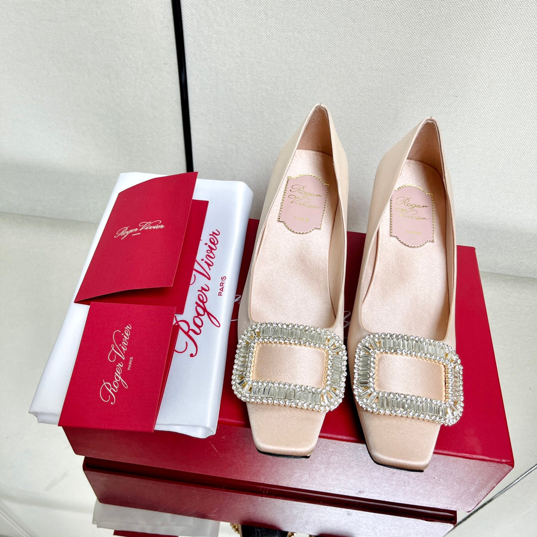 BELLE VIVIER PUMPS IN BEIGE SILK - 34
