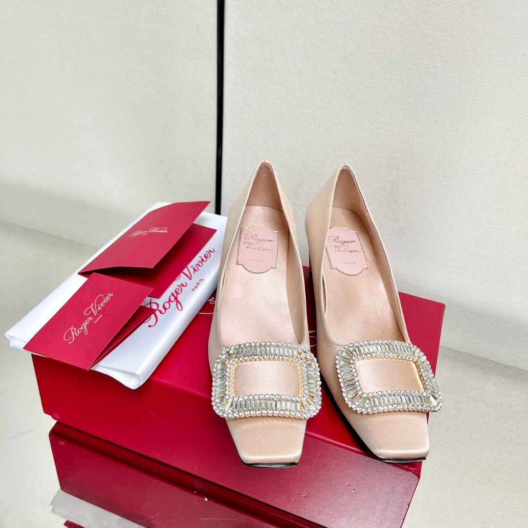 BELLE VIVIER PUMPS IN BEIGE SILK - 34