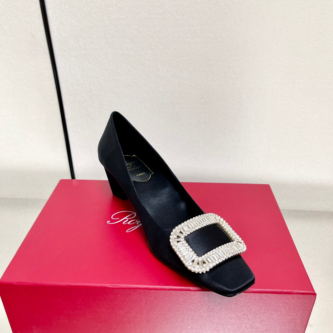 BELLE VIVIER PUMPS IN BLACK SILK - 34