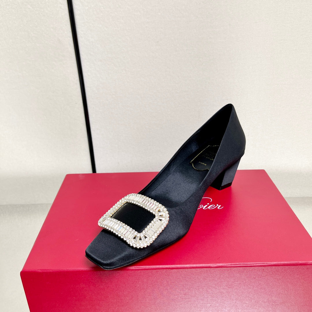 BELLE VIVIER PUMPS IN BLACK SILK - 34