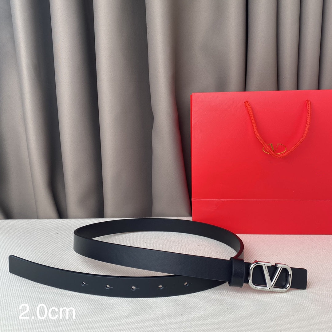 REVERSIBLE VLOGO SIGNATURE BELT IN GLOSSY ALL BLACK CALFSKIN SHW 20 MM - 30