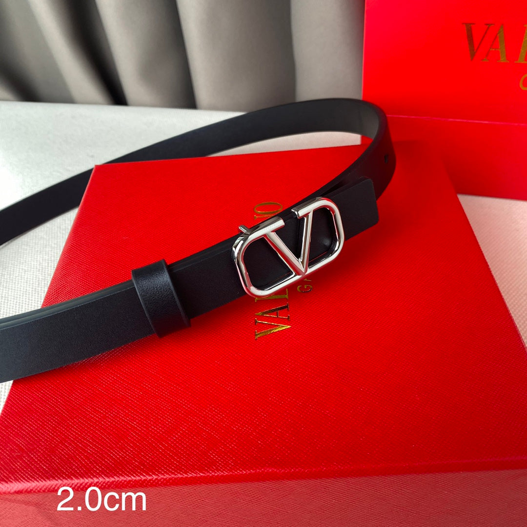 REVERSIBLE VLOGO SIGNATURE BELT IN GLOSSY ALL BLACK CALFSKIN SHW 20 MM - 30