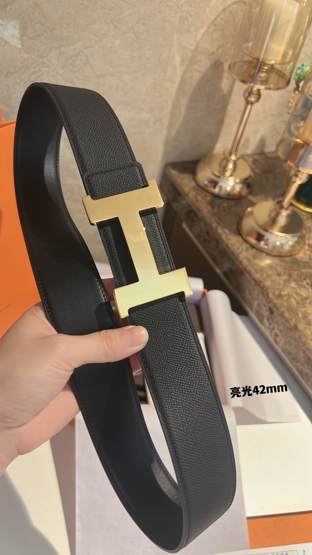 HM CONSTANCE BELT BUCKLE & REVERSIBLE BLACK LEATHER STRAP 42MM GOLD HARDWARE - 30