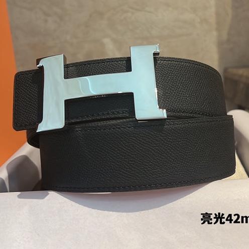 HM CONSTANCE BELT BUCKLE & REVERSIBLE BLACK LEATHER STRAP 42MM - 30