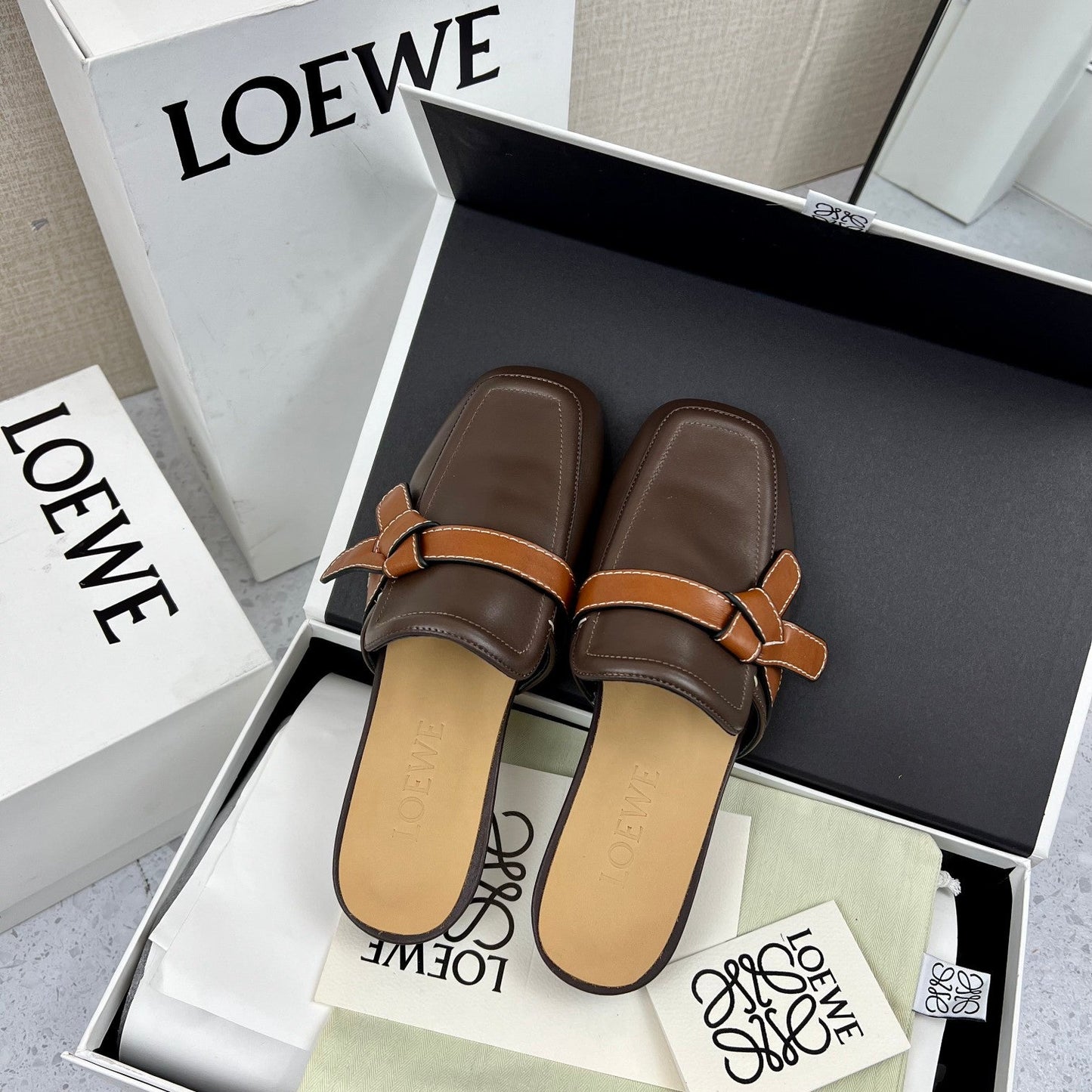 LW GATE BROWN BELTED MULE CHOCOLATE CALFSKIN - 35