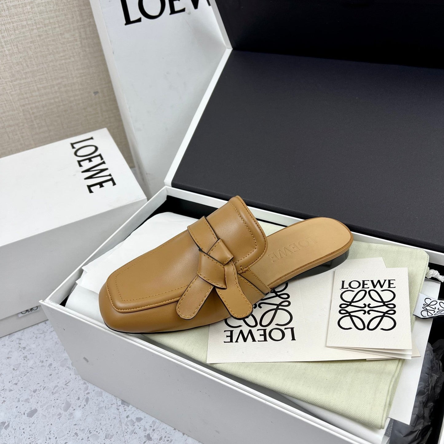 LW GATE BELTED MULE CAMEL CALFSKIN - 35