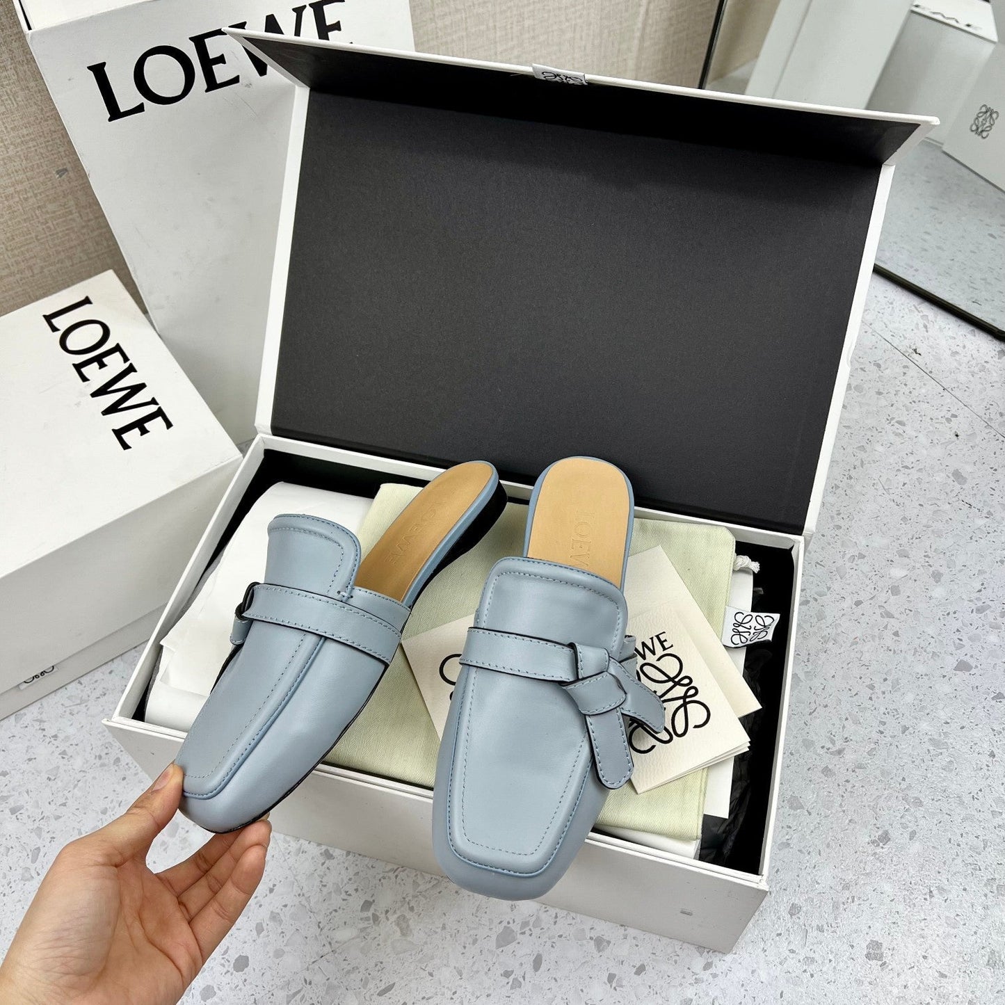 LW GATE BELTED MULE STONE CALFSKIN - 35