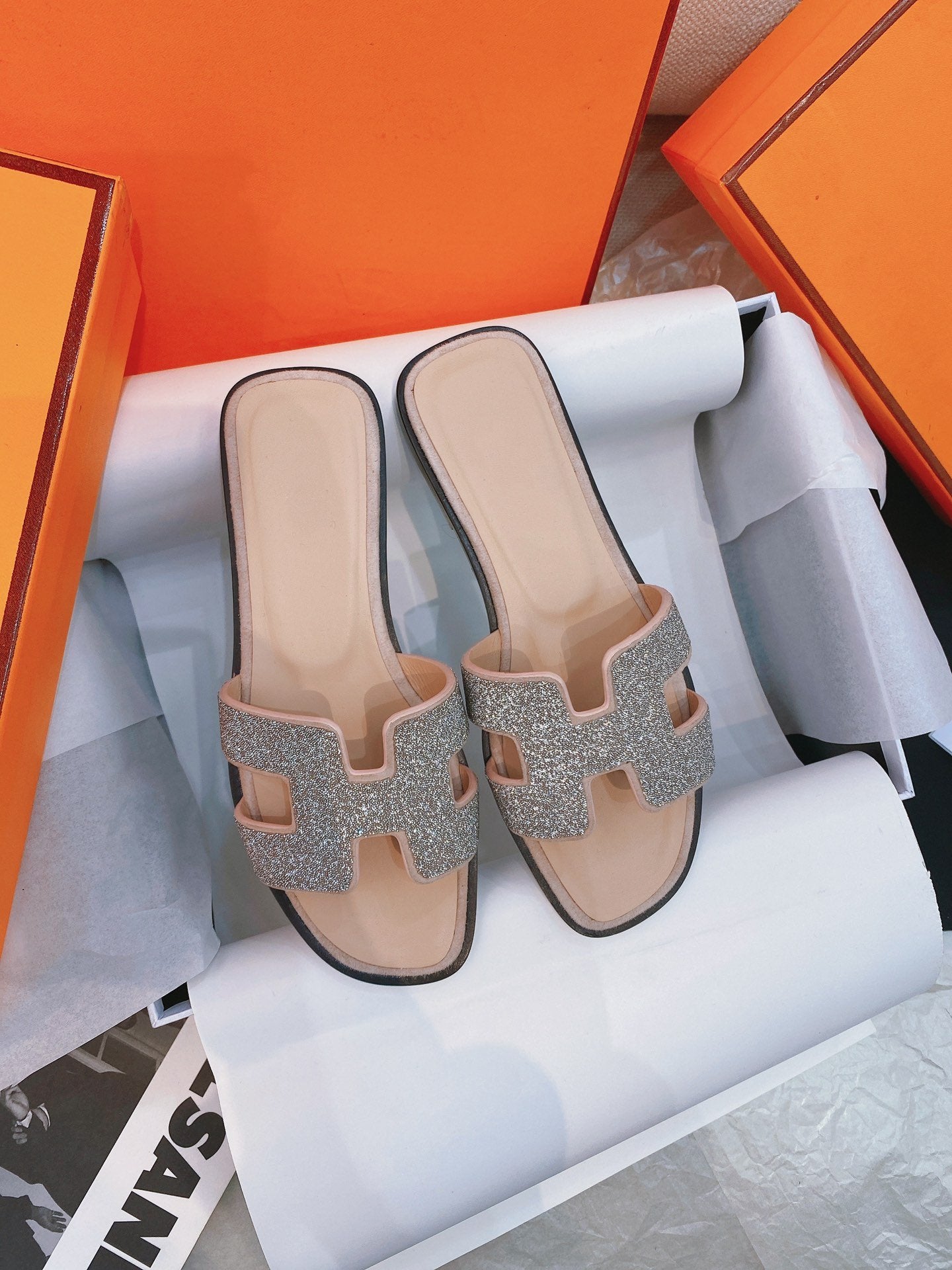 0ran Sandal Caviar Light Brown Leather - 35