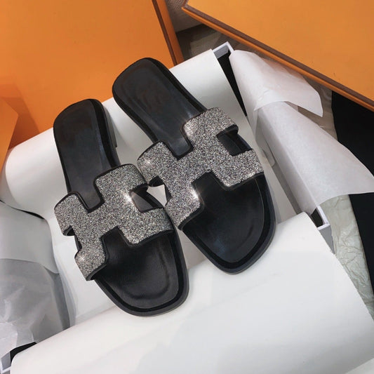 0ran Sandal Caviar Black Leather - 35