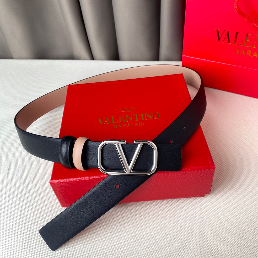 REVERSIBLE VLOGO SIGNATURE BELT IN GLOSSY BEIGE BLACK CALFSKIN SHW 30 MM - 30