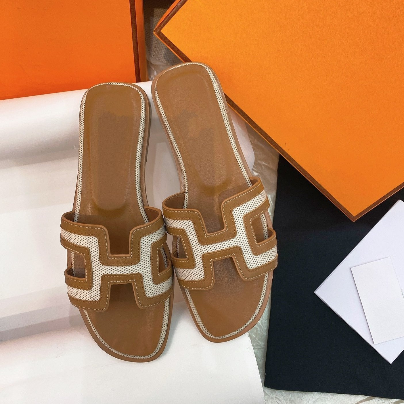 0ran Sandal Brown Leather - 35
