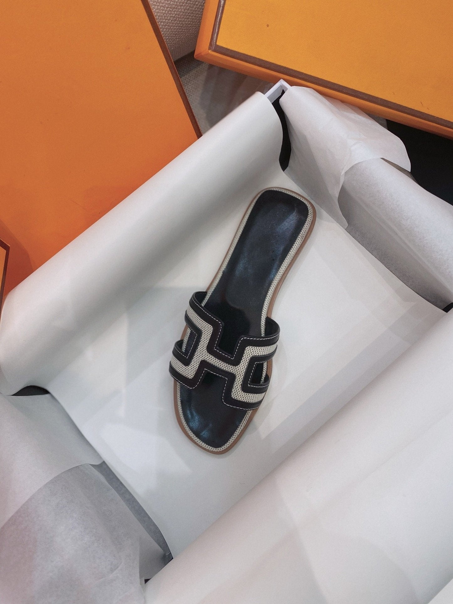 0ran Sandal Black Leather - 35