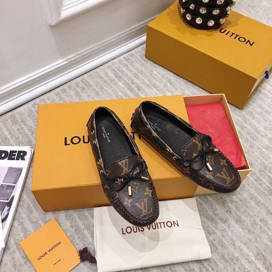 LV WOMEN'S DRIVER MOCCASIN IN CHOCOLATE BROWN MONOGRAM CALFSKIN - 35