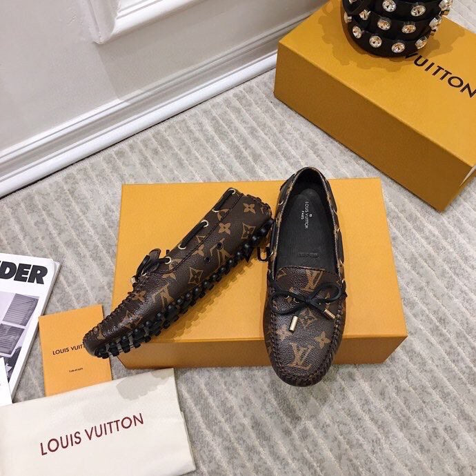 LV WOMEN'S DRIVER MOCCASIN IN CHOCOLATE BROWN MONOGRAM CALFSKIN - 35