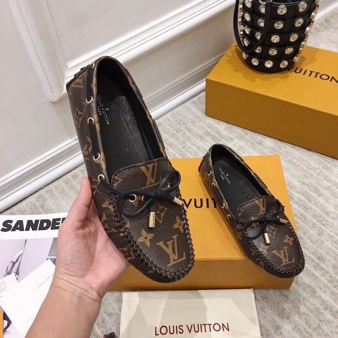 LV WOMEN'S DRIVER MOCCASIN IN CHOCOLATE BROWN MONOGRAM CALFSKIN - 35