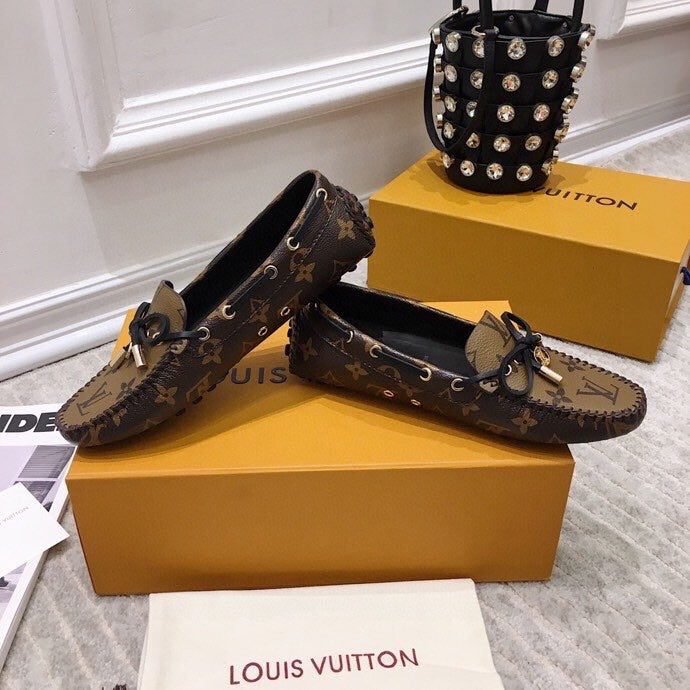 LV WOMEN'S DRIVER MOCCASIN IN CAMEL BROWN MONOGRAM CALFSKIN - 35