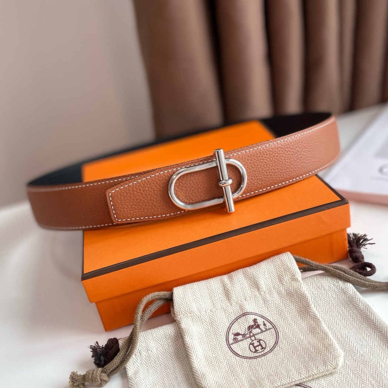 HM ITHAQUE BELT SILVER BUCKLE & REVERSIBLE CINNAMON BROWN AND BLACK LEATHER STRAP 38MM - 30