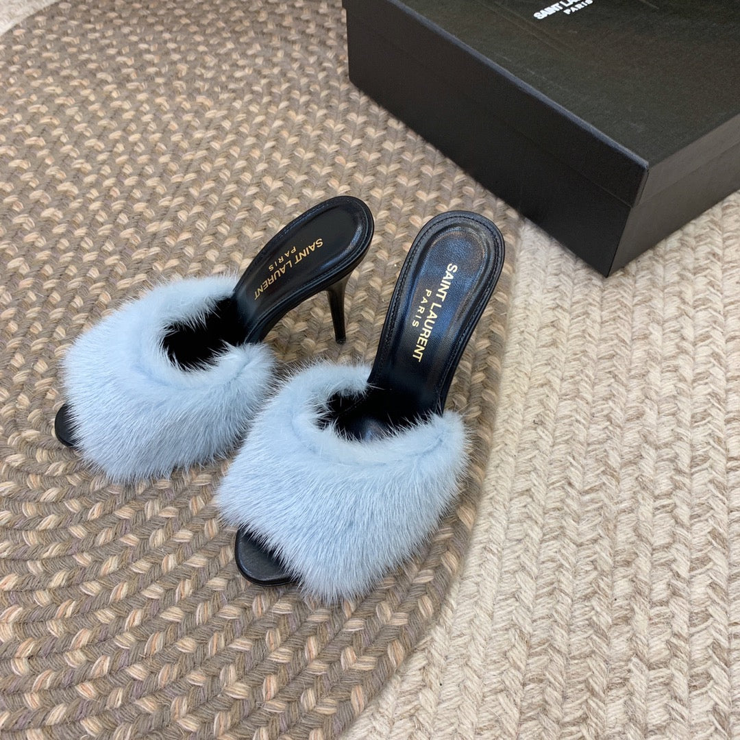 LA 16 HEELED MULES IN SKY BLUE RABBIT FUR AND SMOOTH LAMBSKIN - 34
