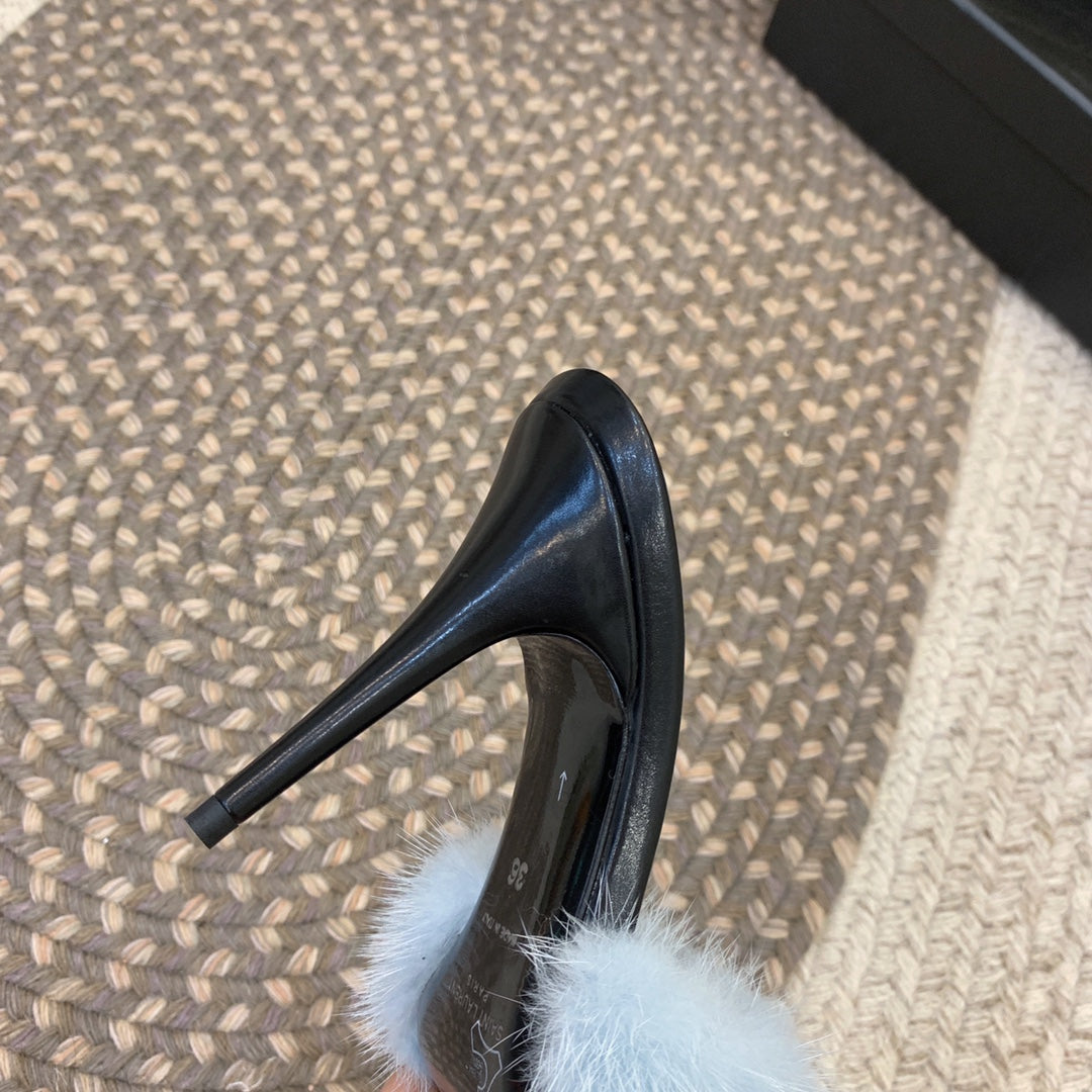 LA 16 HEELED MULES IN SKY BLUE RABBIT FUR AND SMOOTH LAMBSKIN - 34