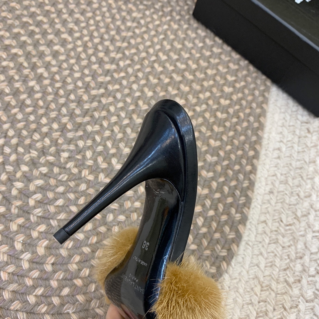 LA 16 HEELED MULES IN DRIED MOSS RABBIT FUR AND SMOOTH LAMBSKIN - 34