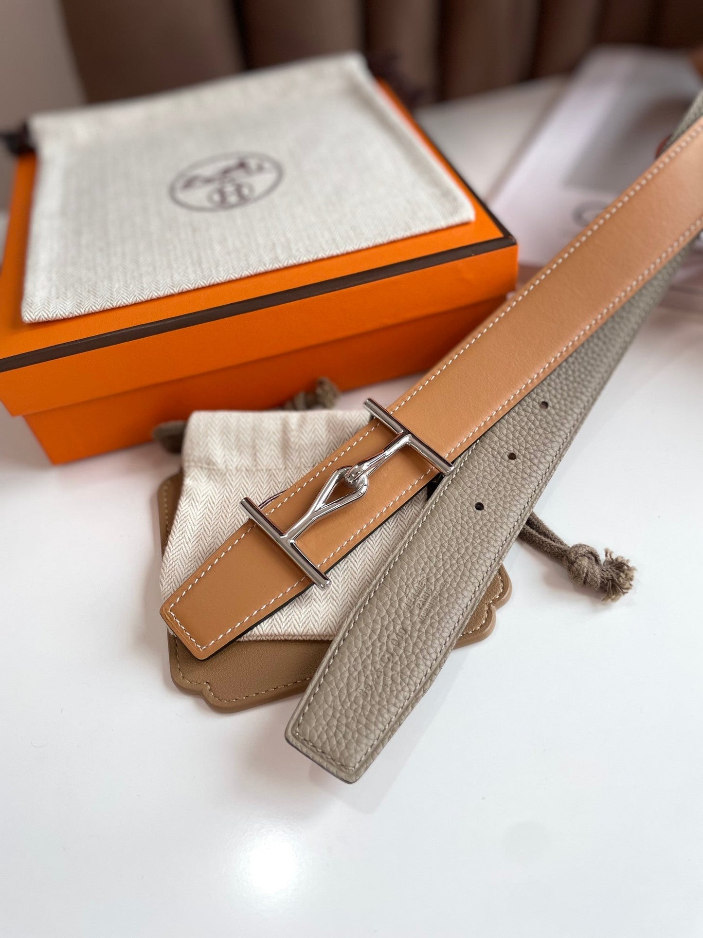 JUMBO BELT SILVER BUCKLE & REVERSIBLE CAMEL BROWN AND ORANGE LEATHER STRAP 32MM - 30