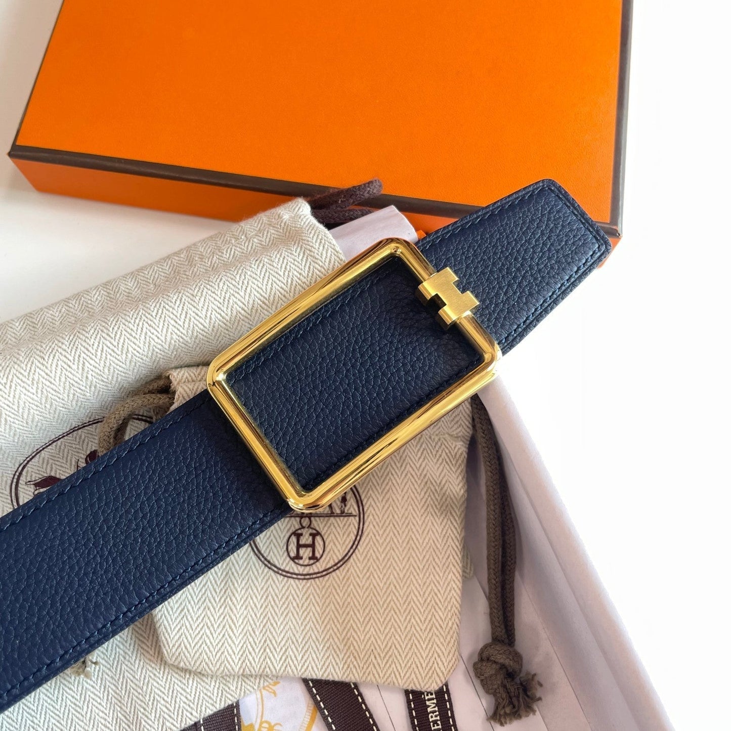 TUBE H BELT GOLD BUCKLE & REVERSIBLE NAVY BLUE LEATHER STRAP 38MM - 30