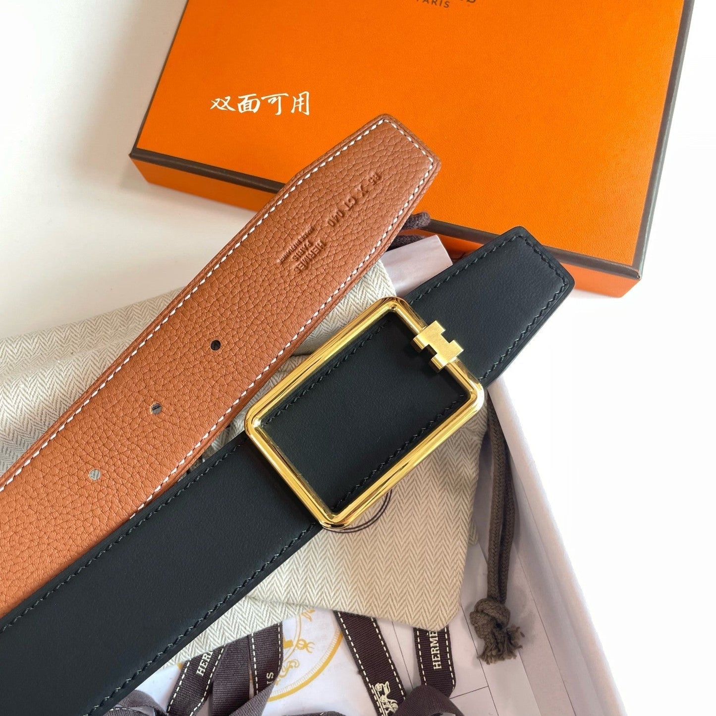 TUBE H BELT BUCKLE & REVERSIBLE BLACK AND CINNAMON BROWN LEATHER STRAP 38MM GOLD HARDWARE - 30