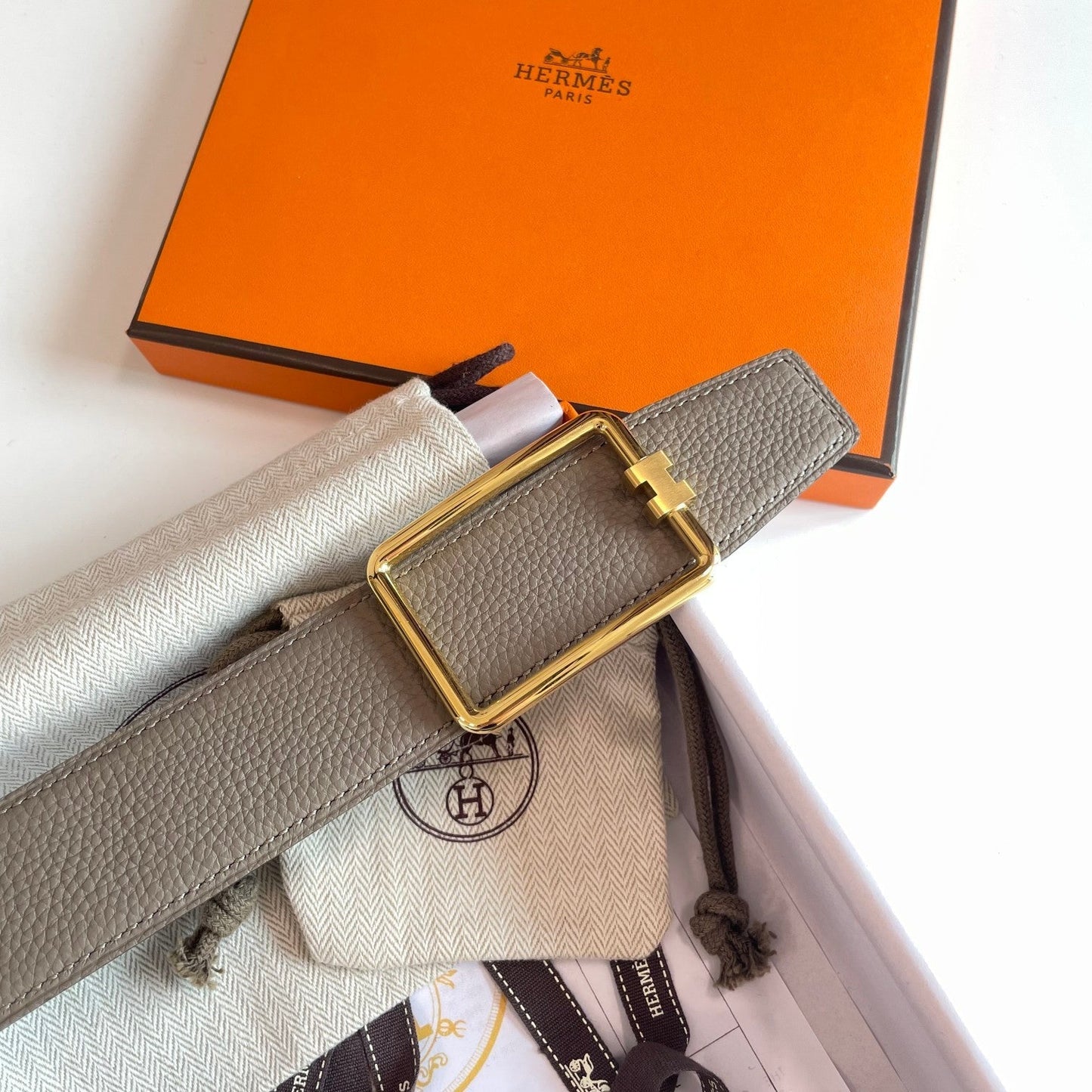 TUBE H BELT BUCKLE & REVERSIBLE KHAKI BROWN AND BLACK LEATHER STRAP 38MM GOLD HARDWARE - 30