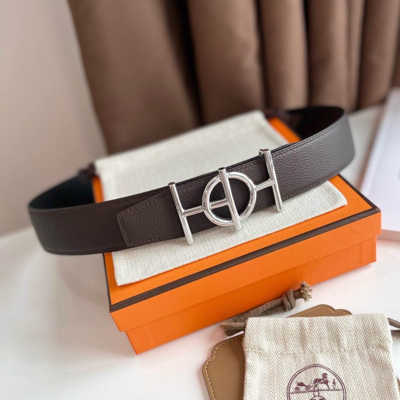ULYSSE BELT BUCKLE & REVERSIBLE CHOCOLATE BROWN LEATHER STRAP 38MM SILVER HARDWARE - 30