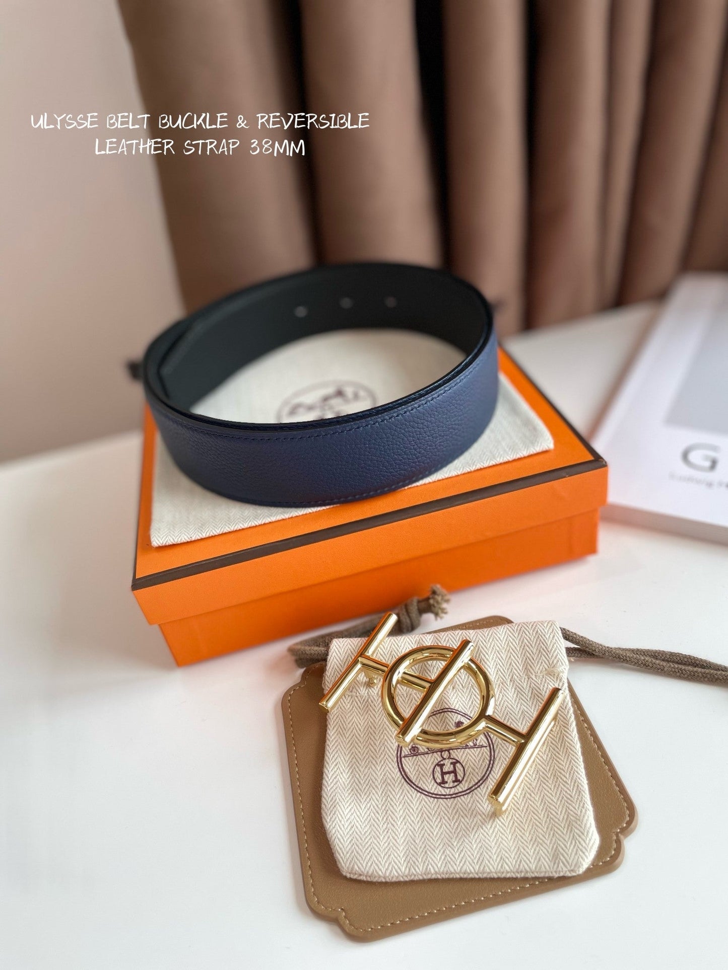 ULYSSE BELT BUCKLE & REVERSIBLE NAVY BLUE LEATHER STRAP 38MM GOLD HARDWARE - 30
