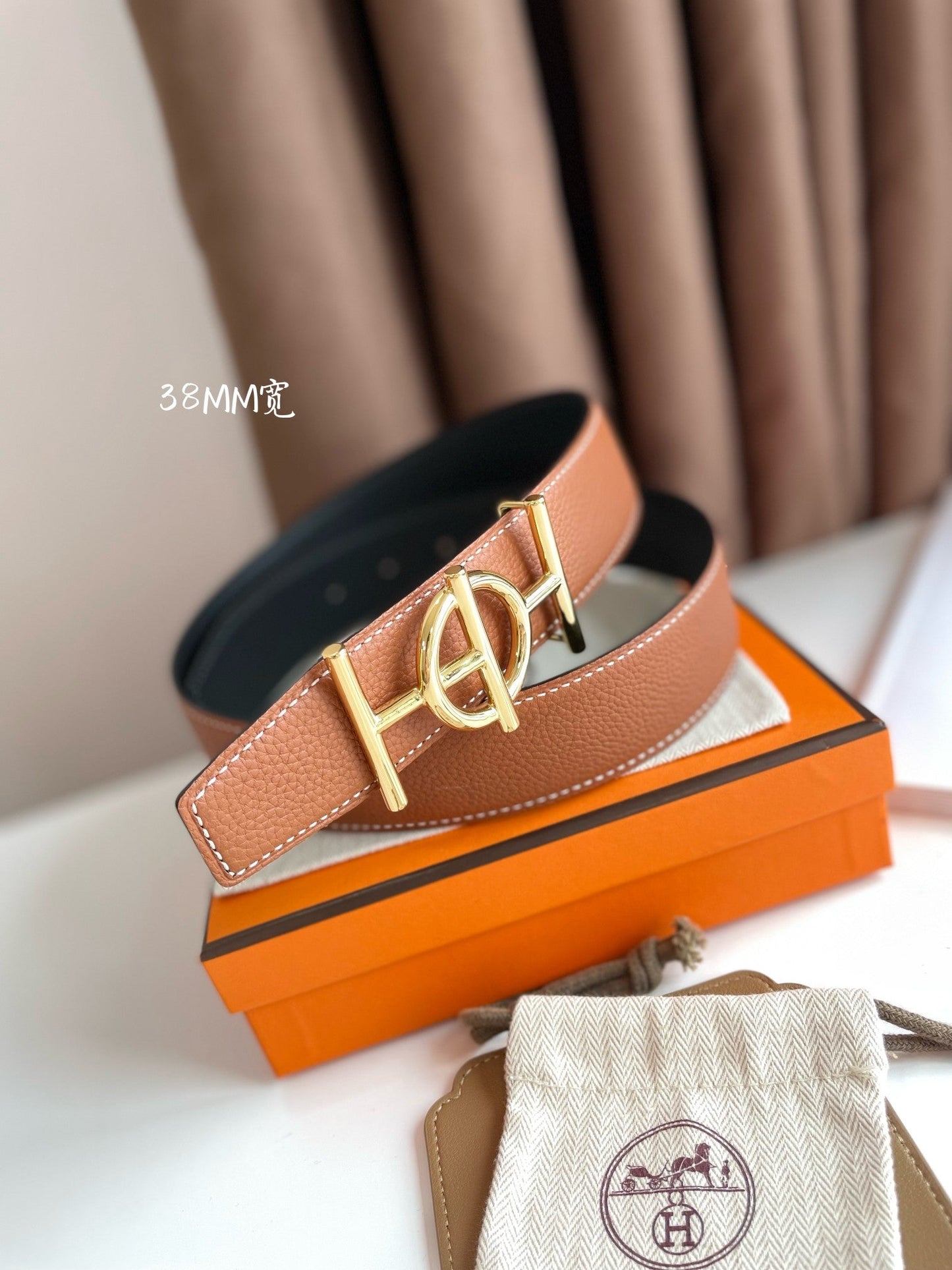 ULYSSE BELT BUCKLE & REVERSIBLE GINGER ORANGE LEATHER STRAP 38MM GOLD HARDWARE - 30