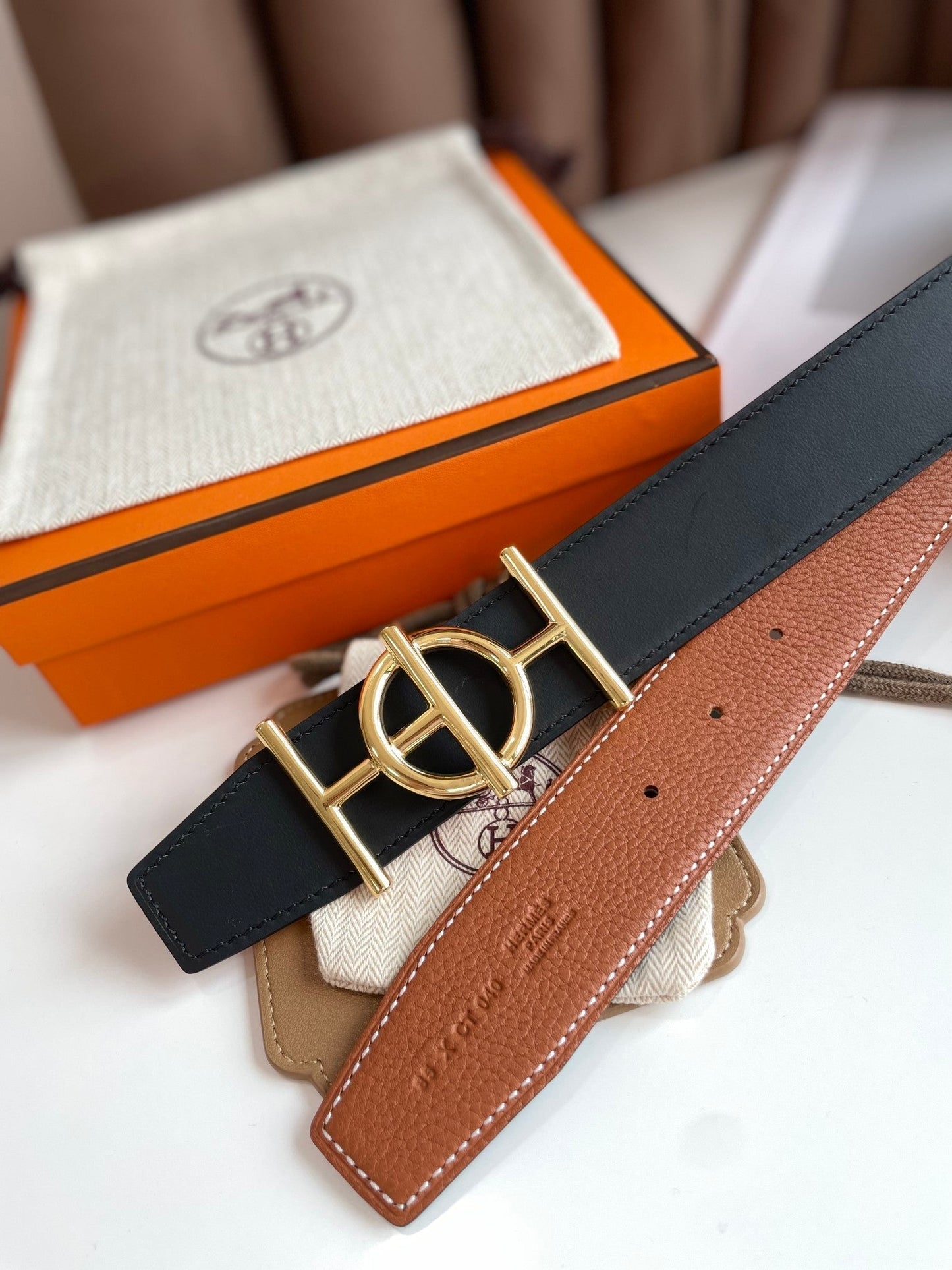ULYSSE BELT BUCKLE & REVERSIBLE GINGER ORANGE LEATHER STRAP 38MM GOLD HARDWARE - 30