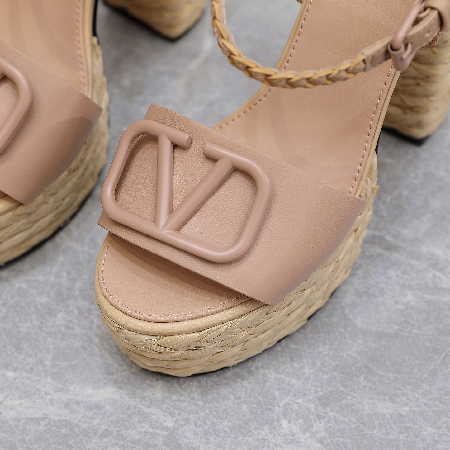 VLTN ESPADRILLE WEDGE SANDALS 25S 130 MM IN MUTED PEACH BEIGE LAMBSKIN - 35