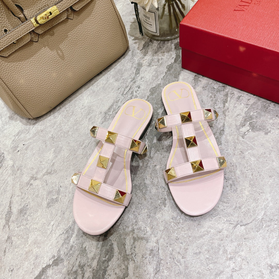 ROMAN STUD LIGHT PINK CALFSKIN FLAT SLIDE SANDAL 25 MM - 34