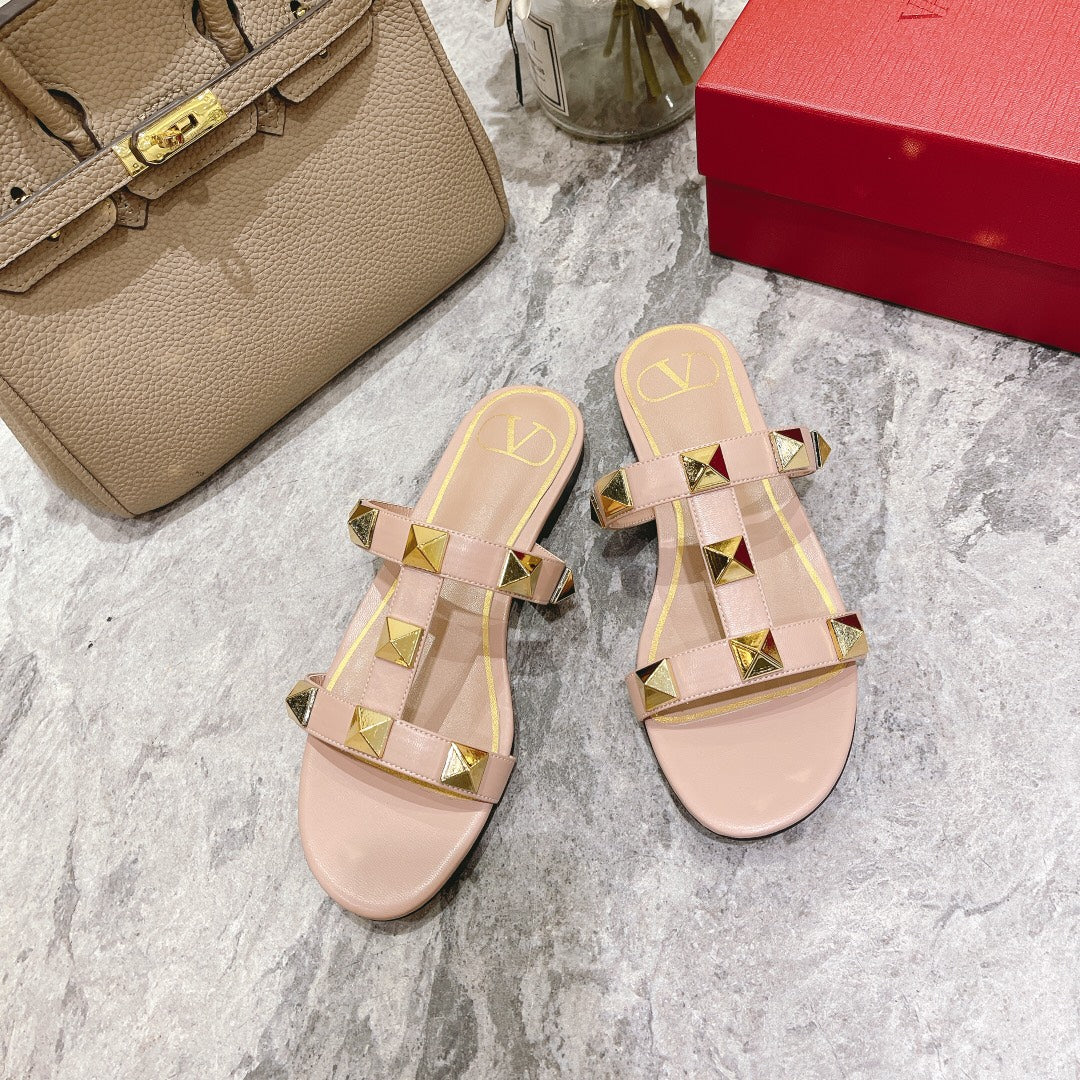 ROMAN STUD PALE PINK CALFSKIN FLAT SLIDE SANDAL 25 MM - 34
