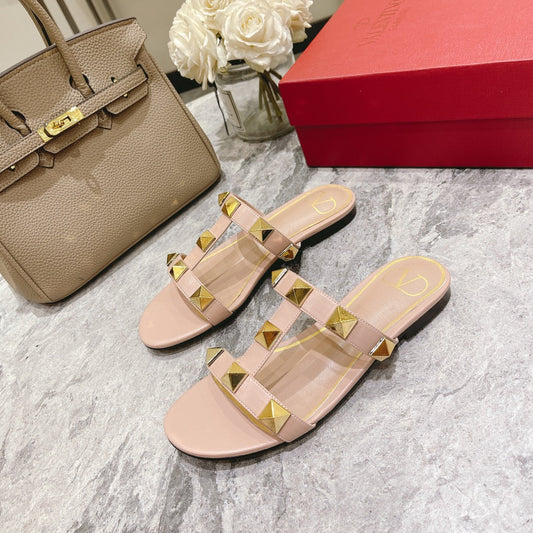 ROMAN STUD PALE PINK CALFSKIN FLAT SLIDE SANDAL 25 MM - 34
