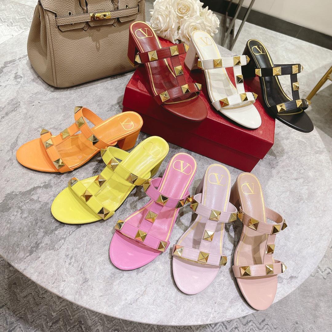 ROMAN STUD BRIGHT PINK CALFSKIN SLIDE SANDAL 60 MM - 34