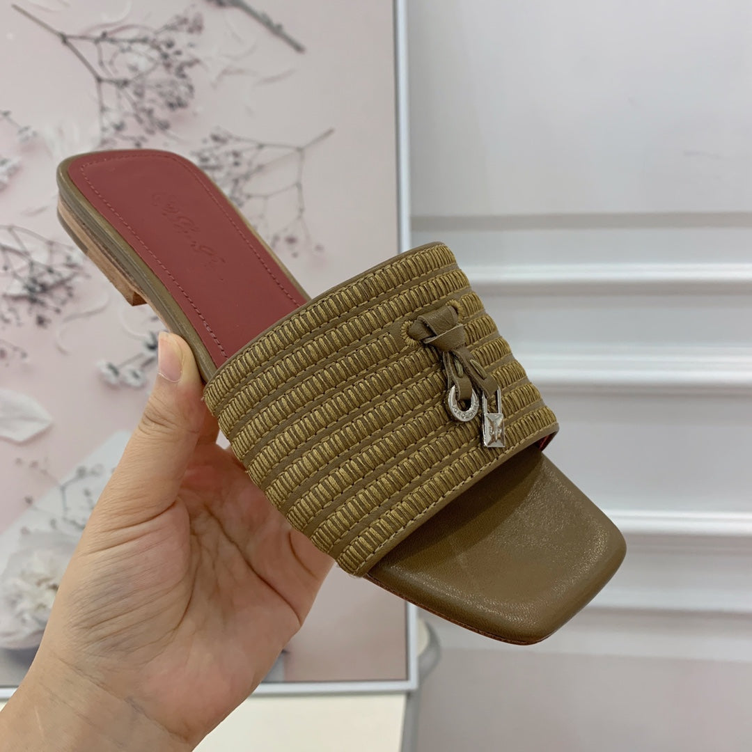 LP RAFFIA CHARMS FLATS SANDAL OLIVE CALFSKIN - 35