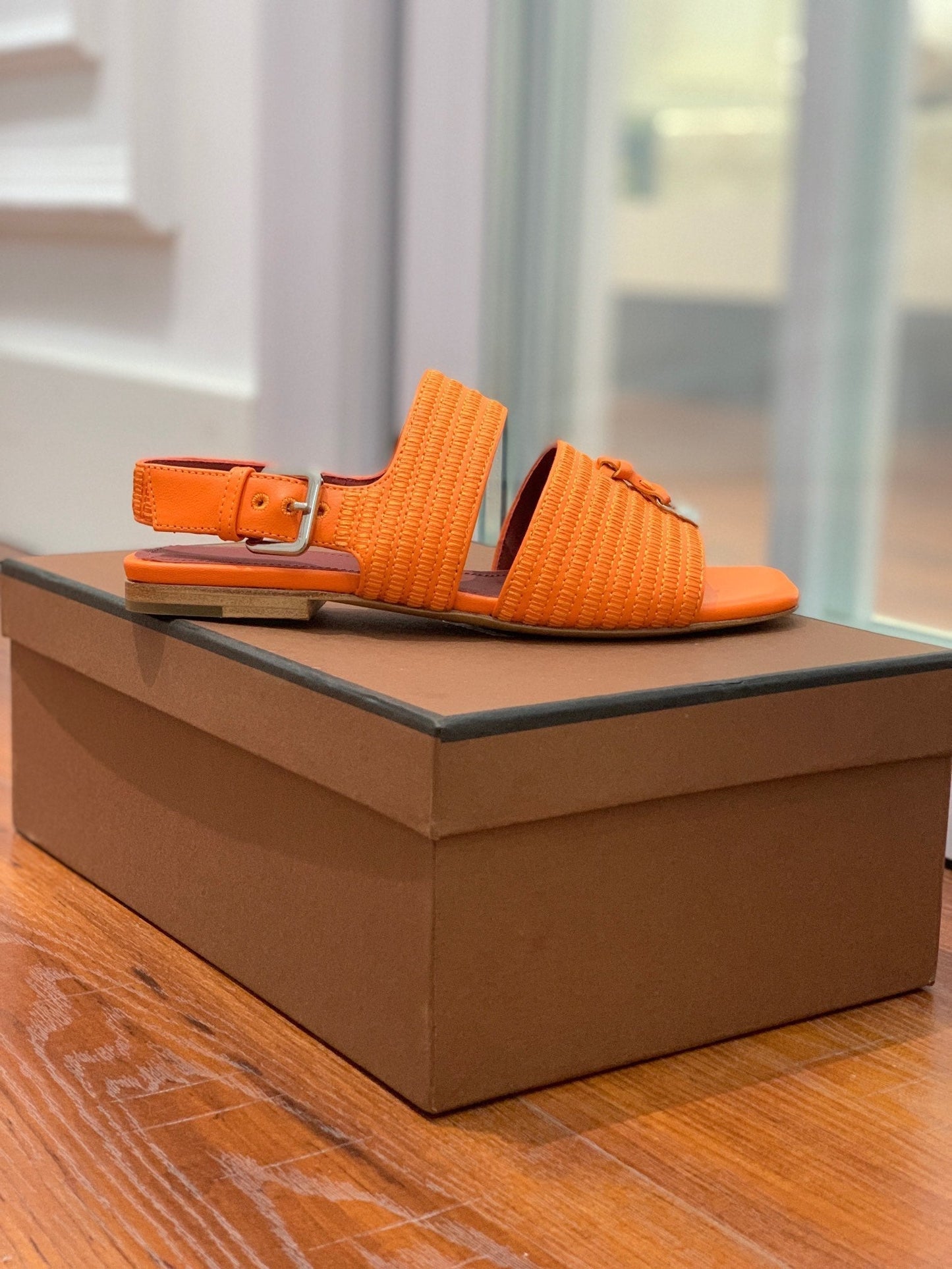 LP RAFFIA CHARMS STRAP FLATS SANDAL ORANGE CALFSKIN - 35