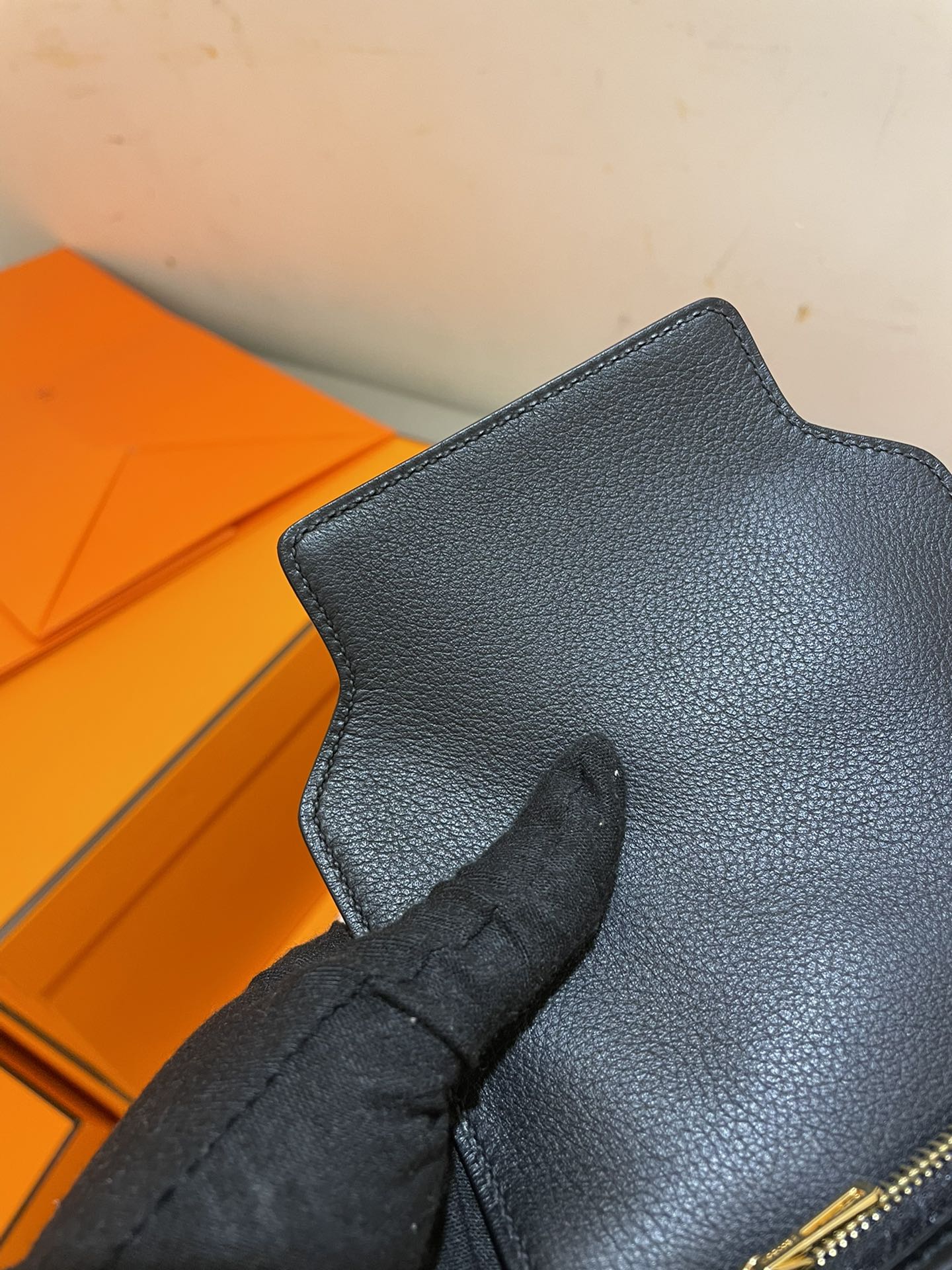HM RoulisSlim Wallet 12.7 Black Calfskin - Gold hardware