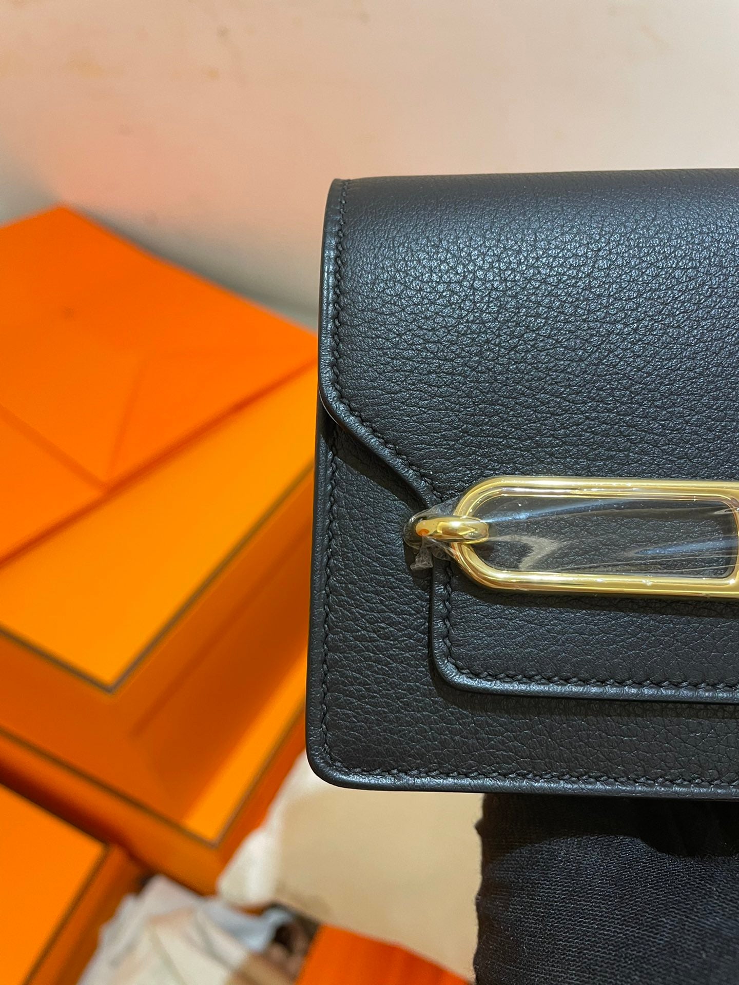 HM RoulisSlim Wallet 12.7 Black Calfskin - Gold hardware