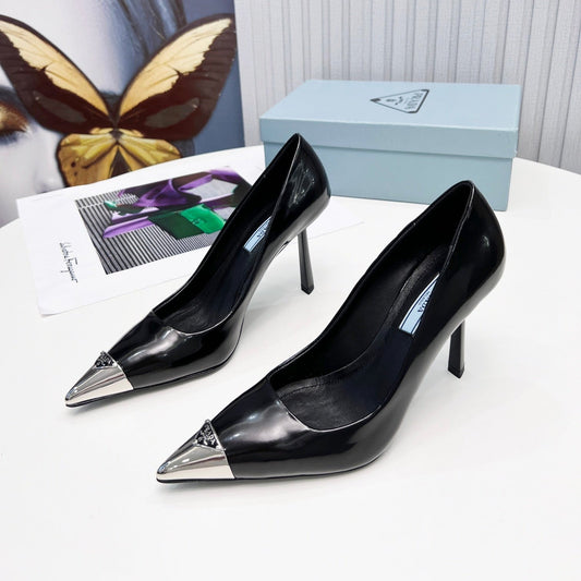PRADA 26S ТУФЛІ-ЧОВНИКИ НА ШПИЛЬЦІ 95 ММ З ТЕЛЯЧОЇ ШКІРИ ЧОРНОГО КОЛЬОРУ З МЕТАЛЕВИМ НОСКОМ