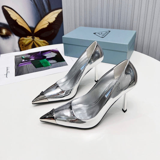 PRADA 26S ТУФЛІ-ЧОВНИКИ НА ШПИЛЬЦІ 95 ММ З ТЕЛЯЧОЇ ШКІРИ, З МЕТАЛЕВИМ НОСКОМ СРІБНОГО КОЛЬОРУ