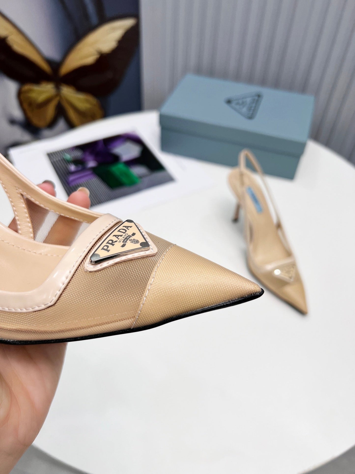 Туфлі-слінгбеки PRADA 26S, на шпильці 95 мм, тілесно-бежеві, з сітки, з логотипом