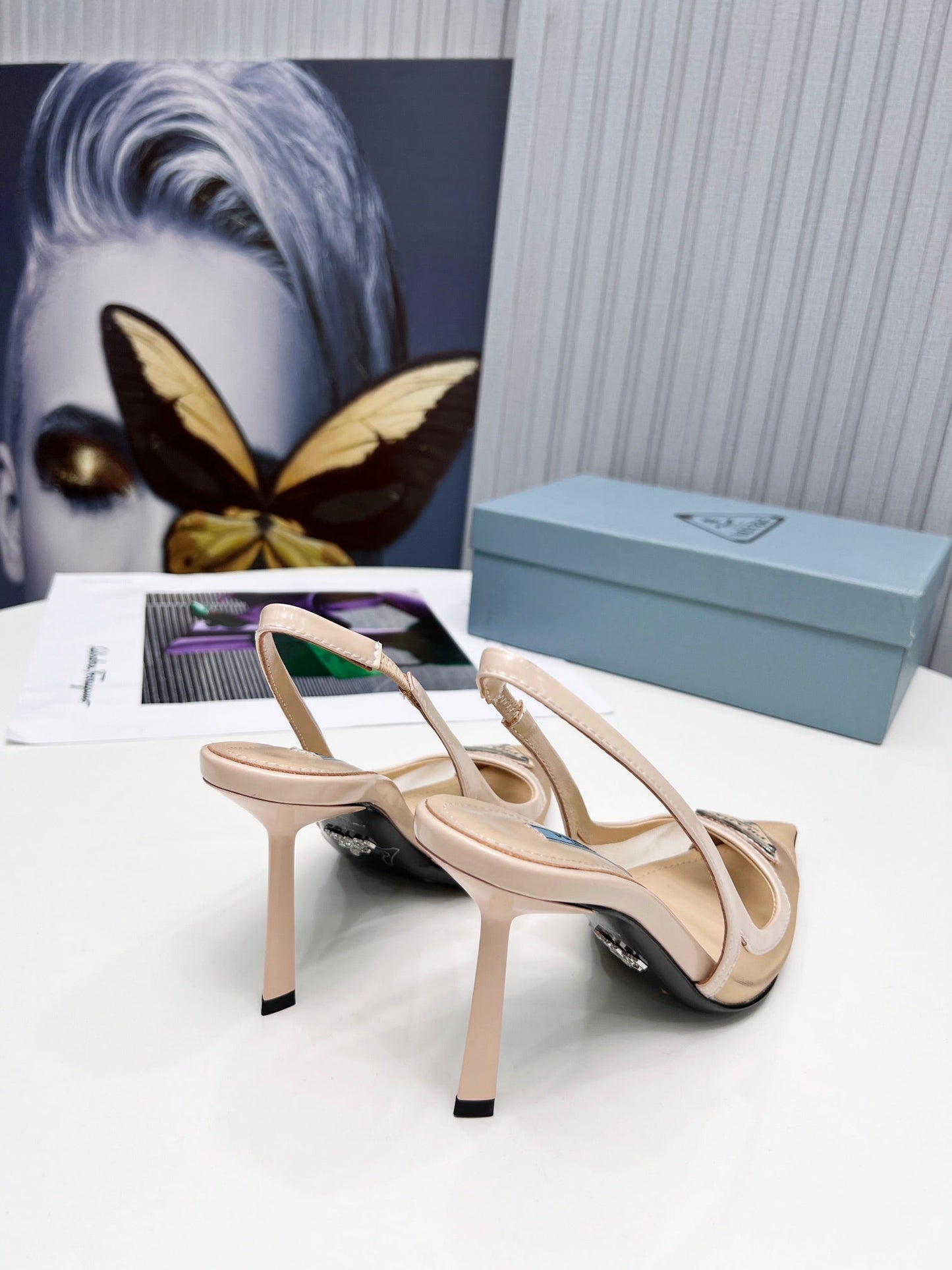Туфлі-слінгбеки PRADA 26S, на шпильці 95 мм, тілесно-бежеві, з сітки, з логотипом
