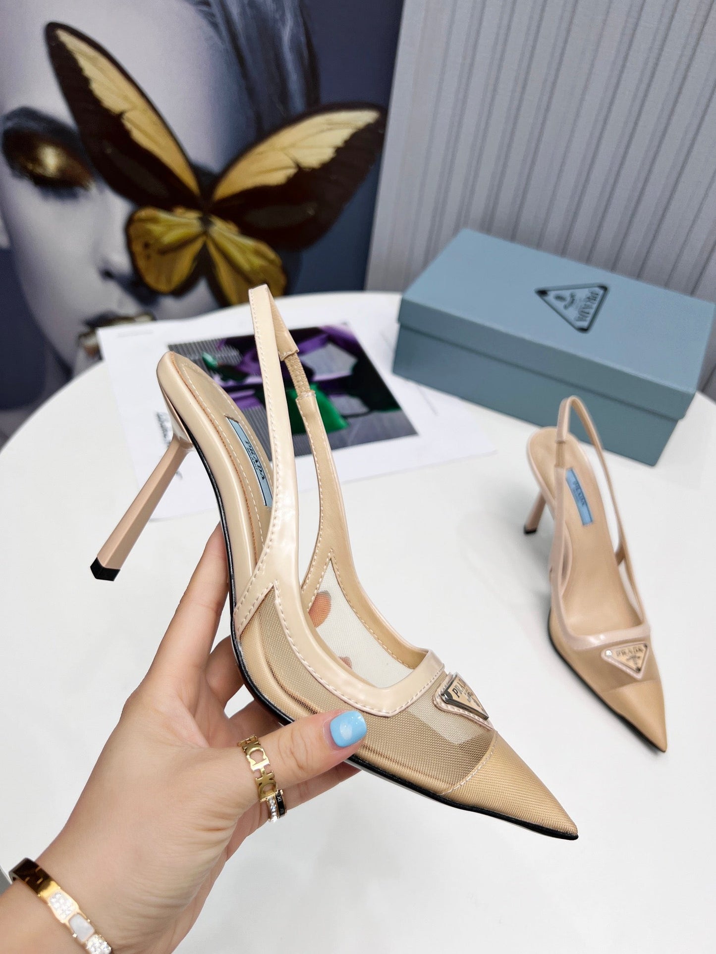 Туфлі-слінгбеки PRADA 26S, на шпильці 95 мм, тілесно-бежеві, з сітки, з логотипом