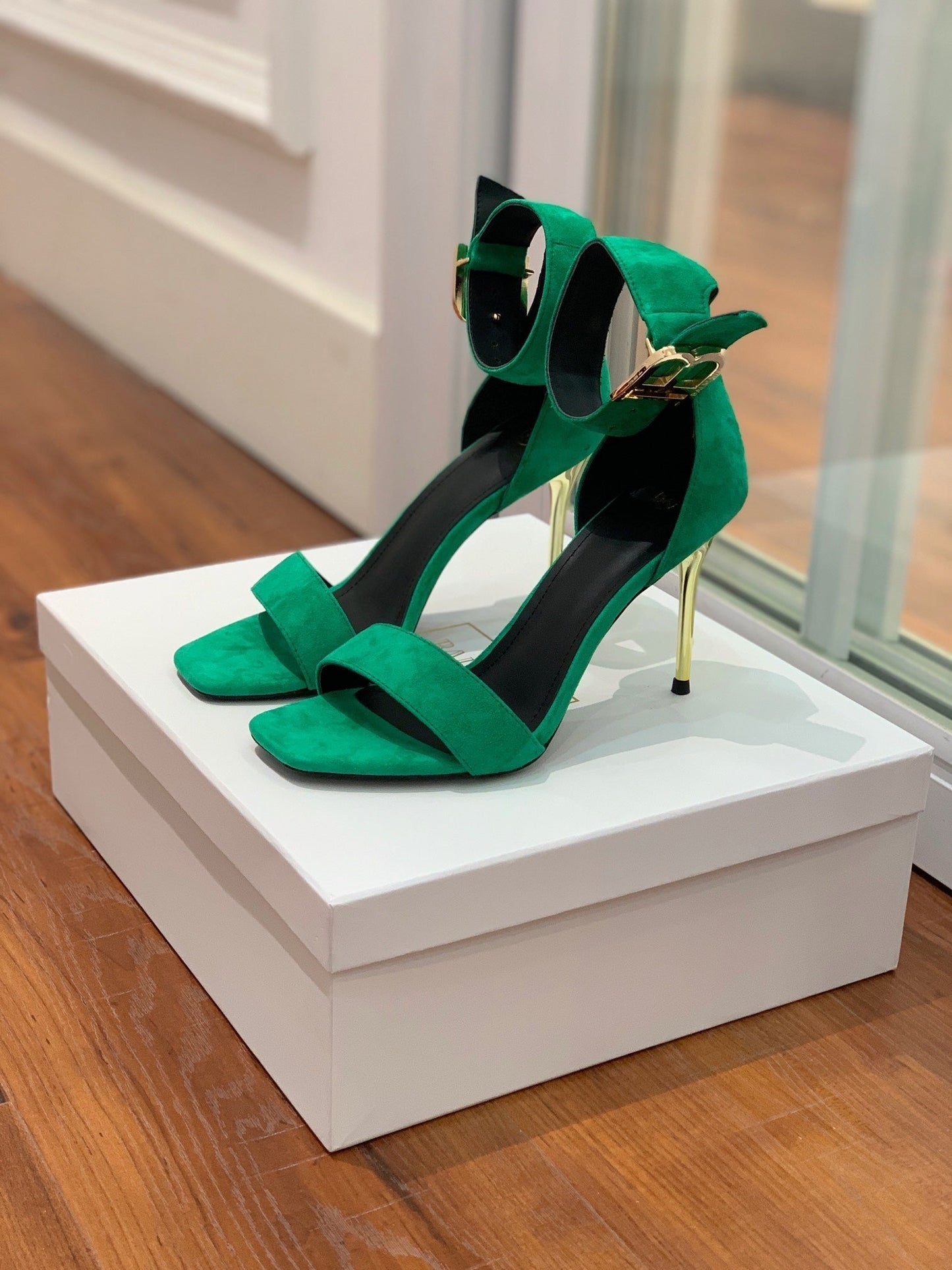 BALMAIN 25S THIN STRAP HIGH HEELS 105MM IN GREEN SUEDE GOLD HARDWARE - 36