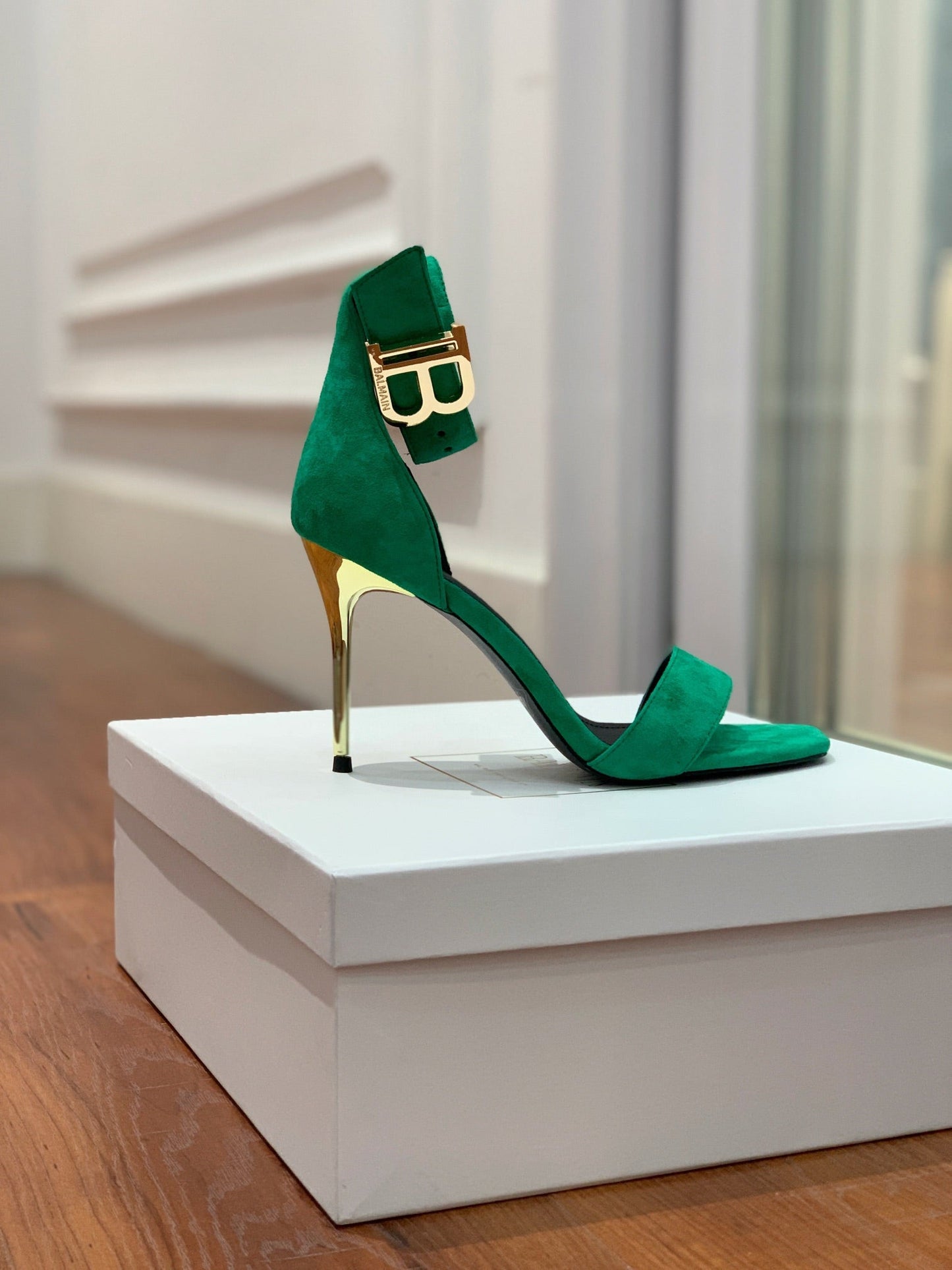 BALMAIN 25S THIN STRAP HIGH HEELS 105MM IN GREEN SUEDE GOLD HARDWARE - 36
