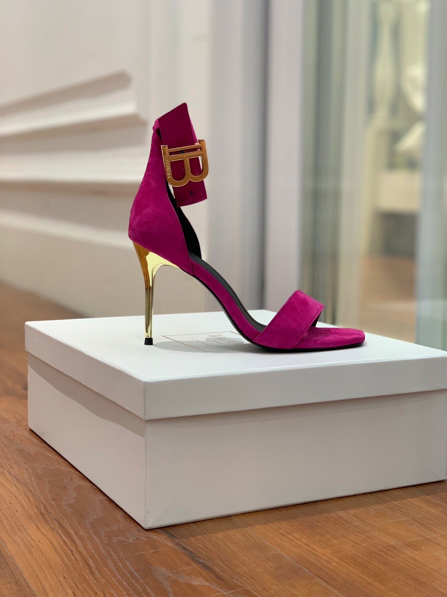 BALMAIN 25S THIN STRAP HIGH HEELS 105MM IN FUCHSIA SUEDE GOLD HARDWARE - 36