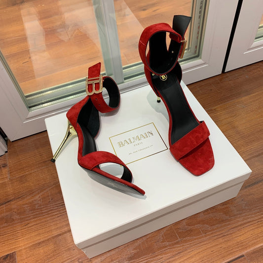 BALMAIN 25S ТОНКИЙ РЕМІНЕЦЬ ВИСОКІ ПІДБОРИ 105ММ З ТЕМНО-ЧЕРВОНОЇ ЗАМШІ ЗОЛОТА ФУРНІТУРА - 36
